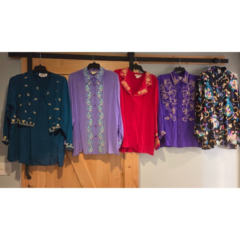 Vintage Lot of 5 Dian Von Furstenberg Size 1X Silk Button Embroidered Shirt